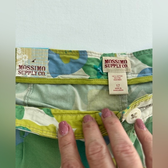 Mossimo Supply Co Low Rise Shorts Juniors Size 17 NWT - Picture 3 of 11